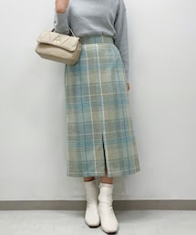 Te chichi | スカート