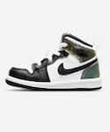 NIKE(ナイキ)の「シューズ(スニーカー)」