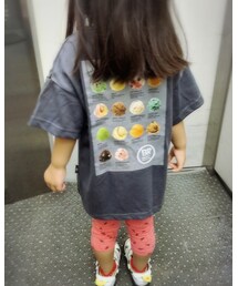 31Tシャツ後ろ姿 | おいしそう(ポスター/アート)