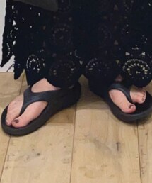 OOFOS | サンダル