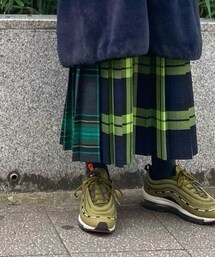 UNDEFEATED  | スニーカー