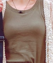 カップ付きタンクトップ