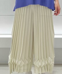 me by ISSEY MIYAKE | チノパンツ