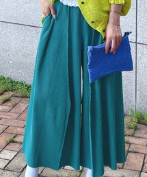 me by ISSEY MIYAKE | チノパンツ