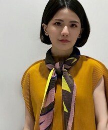 me by ISSEY MIYAKE | マフラー