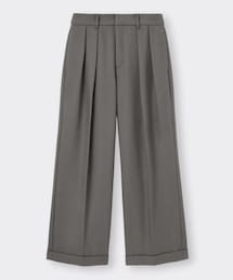 GU | インタックワイドパンツ ￥1,990 XLサイズ(スラックス)
