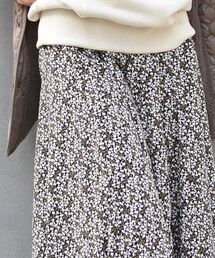 Rouge vif | スカート