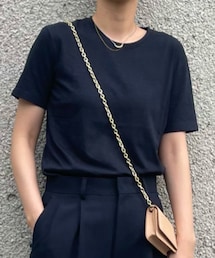 takes. | Tシャツ/カットソー