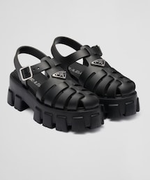 PRADA | モノリス フォームラバー サンダル　¥121,000(サンダル)