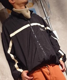 Reebok | ナイロンジャケット