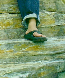 OOFOS | ビーチサンダル