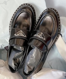 PRADA | ローファー