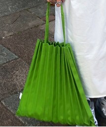 me by ISSEY MIYAKE | クラッチバッグ
