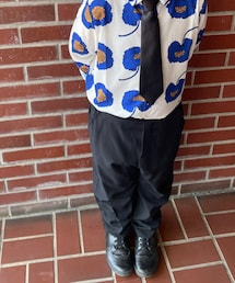 antiqua | スラックス