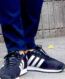 adidas | スニーカー