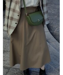 three quarter | スカート