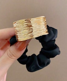 SHEIN | シュシュ(シュシュ)