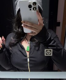 M | トップス