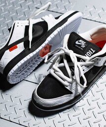 TIGHTBOOTH PRODUCTION | スニーカー