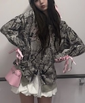 SHEINの「トップス(パーカー)」