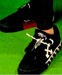 off white | スニーカー