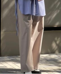 URU | スラックス