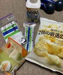 🔸ファミマとセブンをハシゴ💦 | 🔸いつもの衝動買い😅　ストレス発散だから致し方ない🙋‍♀️(その他)