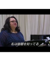🎞️メイキング映像 | 練習風景の映像。生歌🎙️初披露の日、プレッシャーで固まっていた主役のキアラ・セトル。(元々ミュージカルの役者さんで、その実力から 大作映画に大抜擢😳✨)(音楽/本・雑誌)