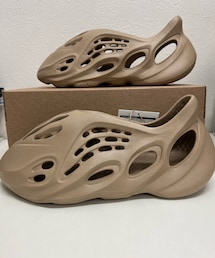 Yeezy | スニーカー