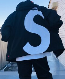 Supreme  | マウンテンパーカー
