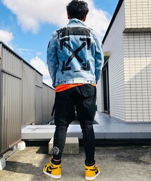 後ろ向き | デニムジャケット