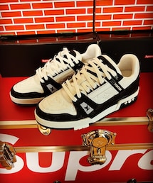 LOUIS VUITTON | スニーカー