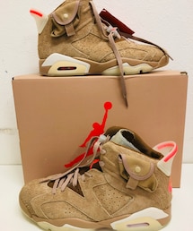 TRAVIS SCOTT | スニーカー