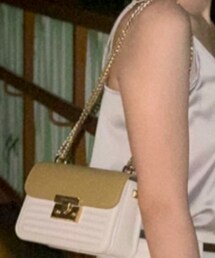 CHARLES & KEITH | ショルダーバッグ
