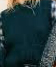 b | Tシャツ/カットソー