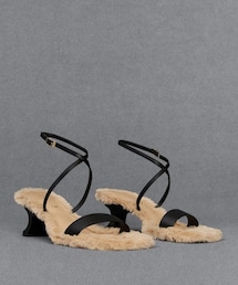 CHARLES & KEITH | レザー アンクルストラップヒールサンダル (サンダル)