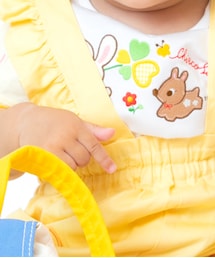 MIKI HOUSE | ズボン型のサロペット。ズボンの横あたりにポケットがあり、そのポケットにもウサコやフリルの刺繍があり、とてもかわいいです!(ママ&ベビー)