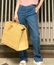 &WEARS | 某ブランドのデザイナーを手がけるデザイナーの個人アメカジブランド。こだわりがすごい。これは初期デニムを再現したもの。糸からよりかたから染めかたからボタンまで、当時の手法を再現(デニムパンツ)