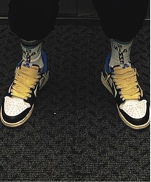 TRAVIS SCOTT | スニーカー