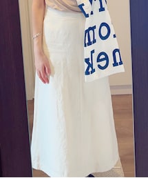 Mila Owen | スカート