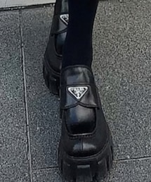 PRADA | ローファー