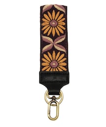 joy susan | Daisy Embroidered Easy Find Wristlet(ファッション雑貨)