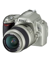 Nikon | Nikon D40(カメラ/カメラグッズ)