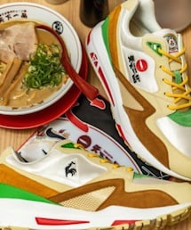 le coq sportif | 天下一品 × le coq sportif LCS R800 Z1 TI(スニーカー)