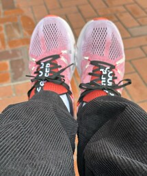 On | スニーカー