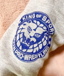 闘魂ショップ | 腕にいるライオンマーク🦁💕(スウェット)