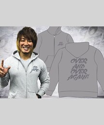 闘魂SHOP | 【OVER AND OVER AGAIN】何度も何度でも 棚橋さんが娘さんの英語の勉強をみてあげてる時に響いた言葉らしいです。何度も立ち上がるプロレスラーの姿 (パーカー)