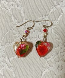 ドライフラワーハートピアス | 本日のピアス ハートは逸材グッズと認定してます❤️ ハート愛してまーす💪❤️(ピアス(両耳用))