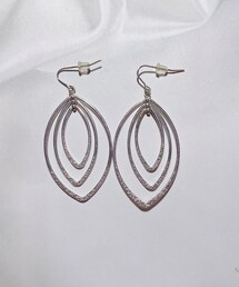 リーフ型重ねシルバーピアス | ピアス（両耳用）