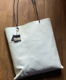 Kagari Yusuke | キーホルダーは酒井駒子さん(トートバッグ)